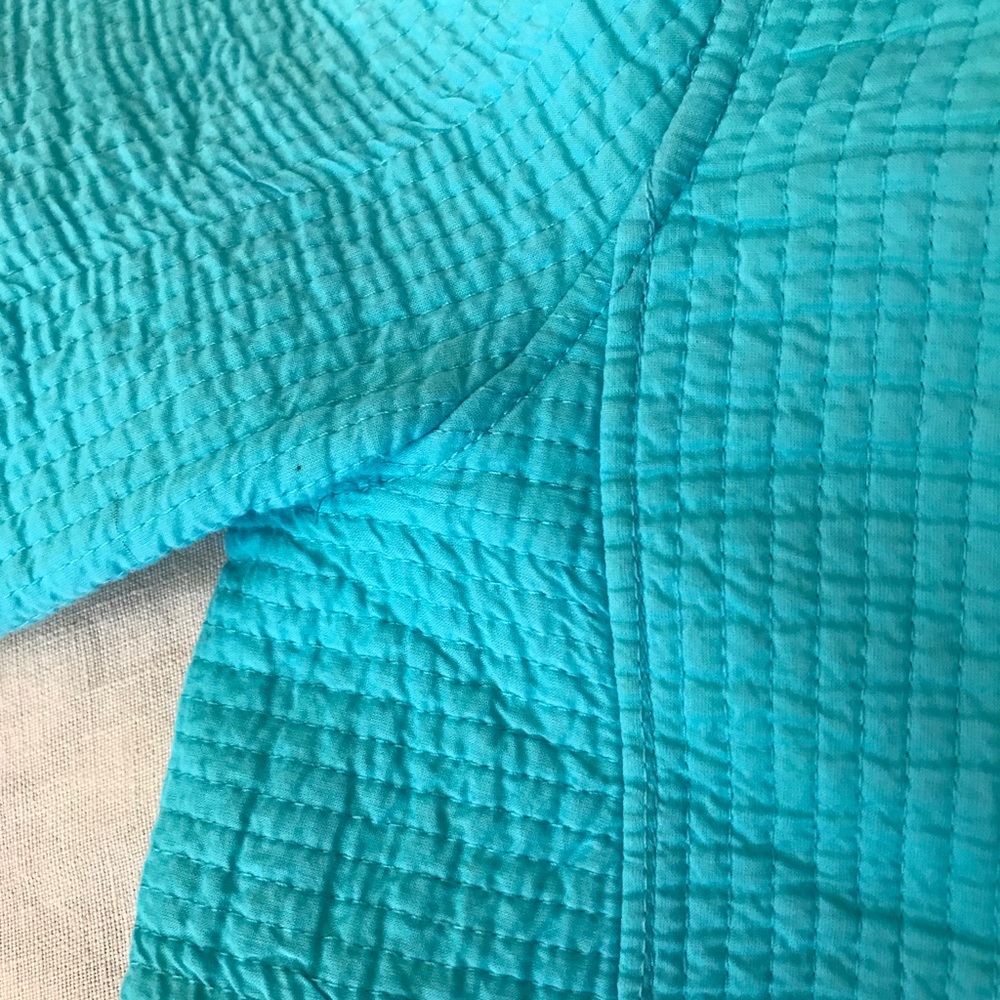 Reversible quilted spring jacket by April Cornell - Picture 3 of 13